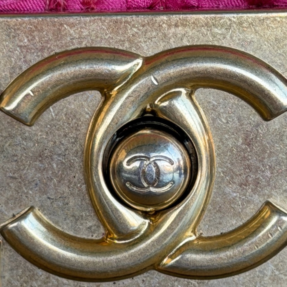 Chanel Tweed Boy Bag Limited Edition AUCTION HOUSE DISPLAY ONLY - Picture 7 of 16